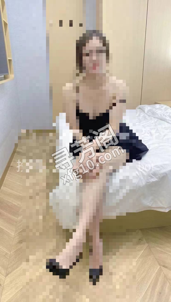 之前在群里看到了狼友推荐的妹子就去了，果 2