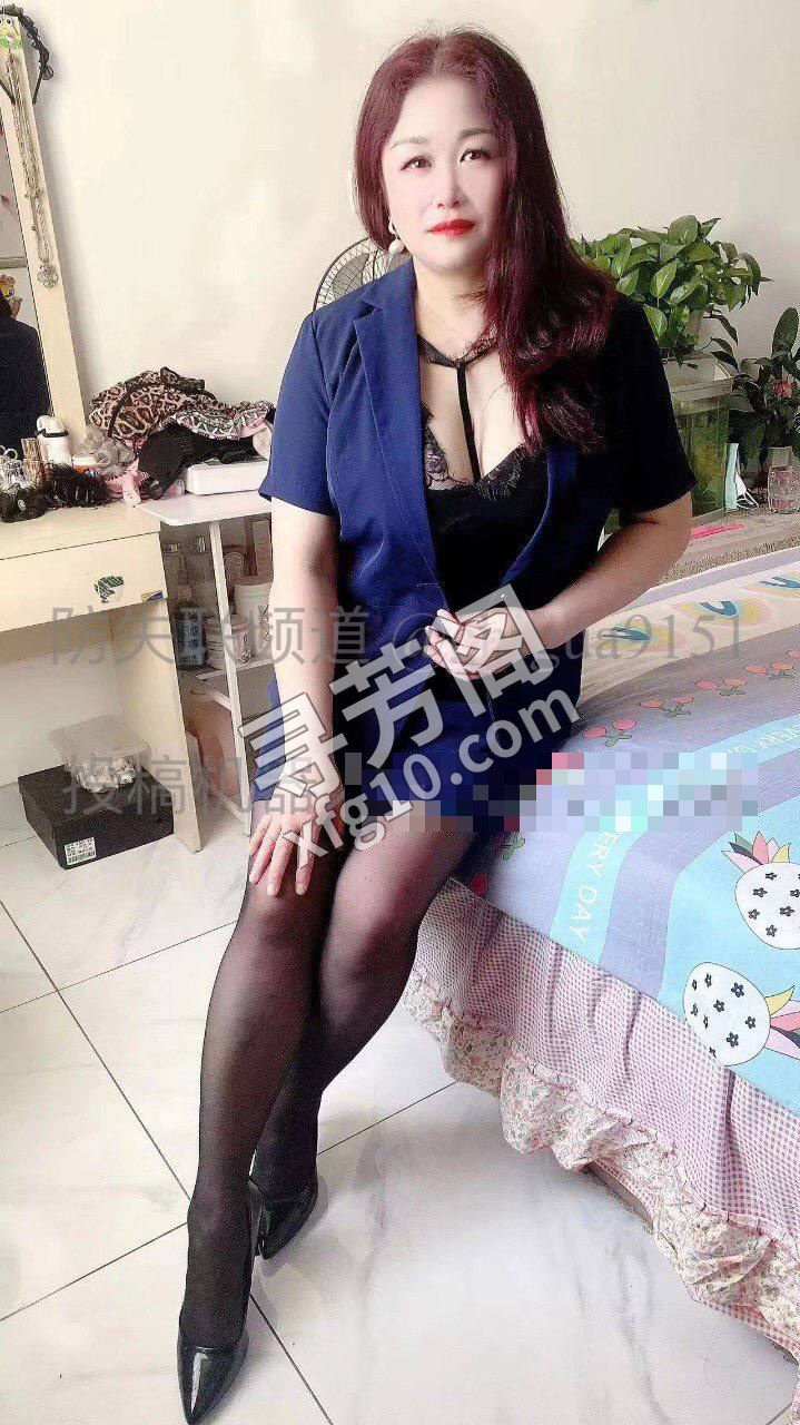 潘家园个人大奶少妇，位置潘家园地铁站附近 2