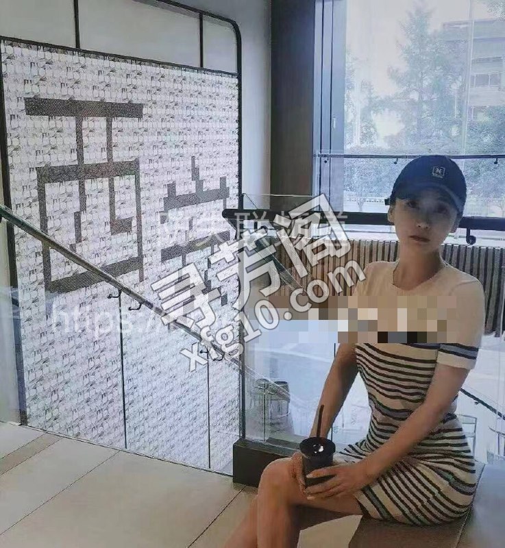 长春饥渴尤物张开湿穴等粗鸡巴猛干 3
