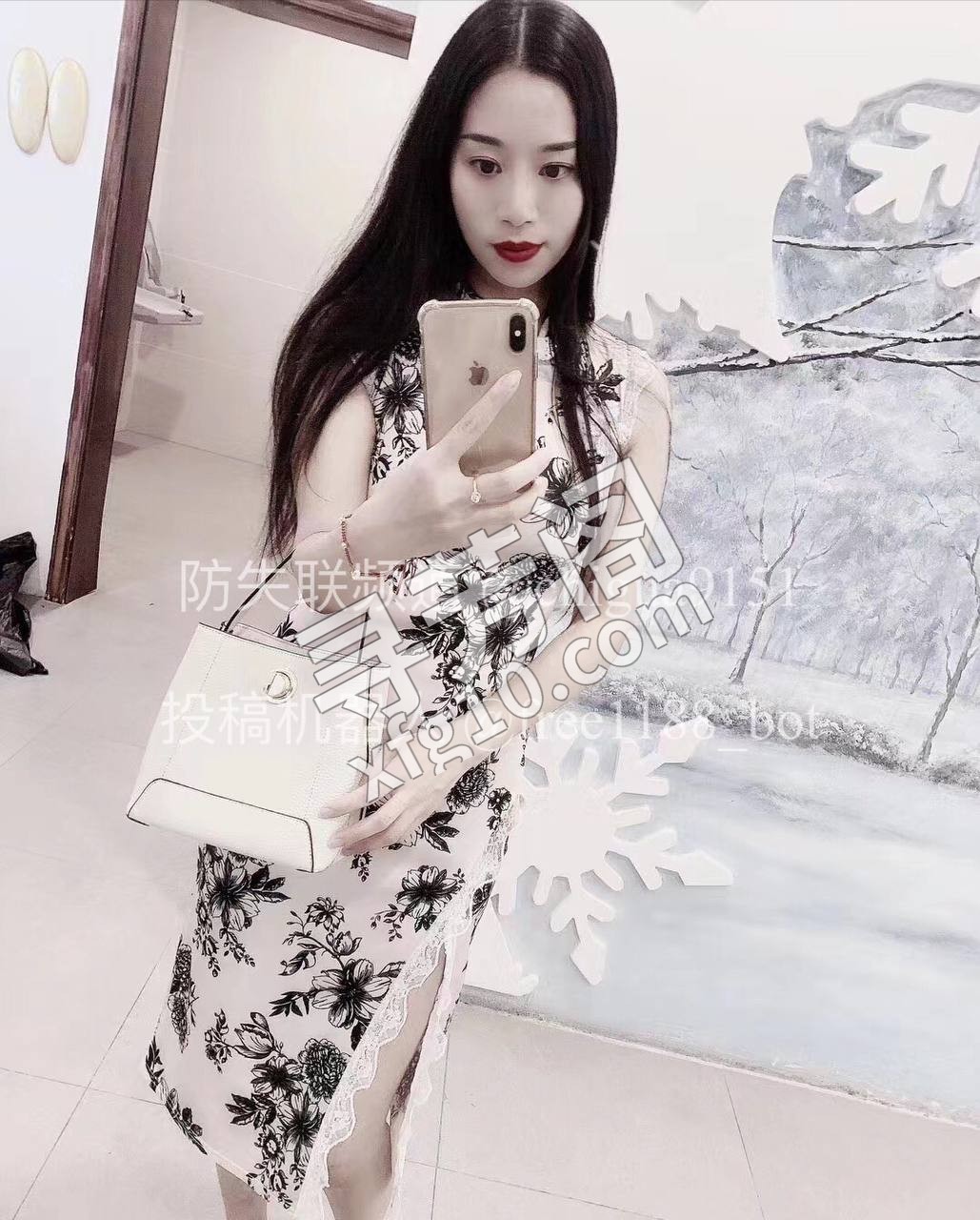 白云 2