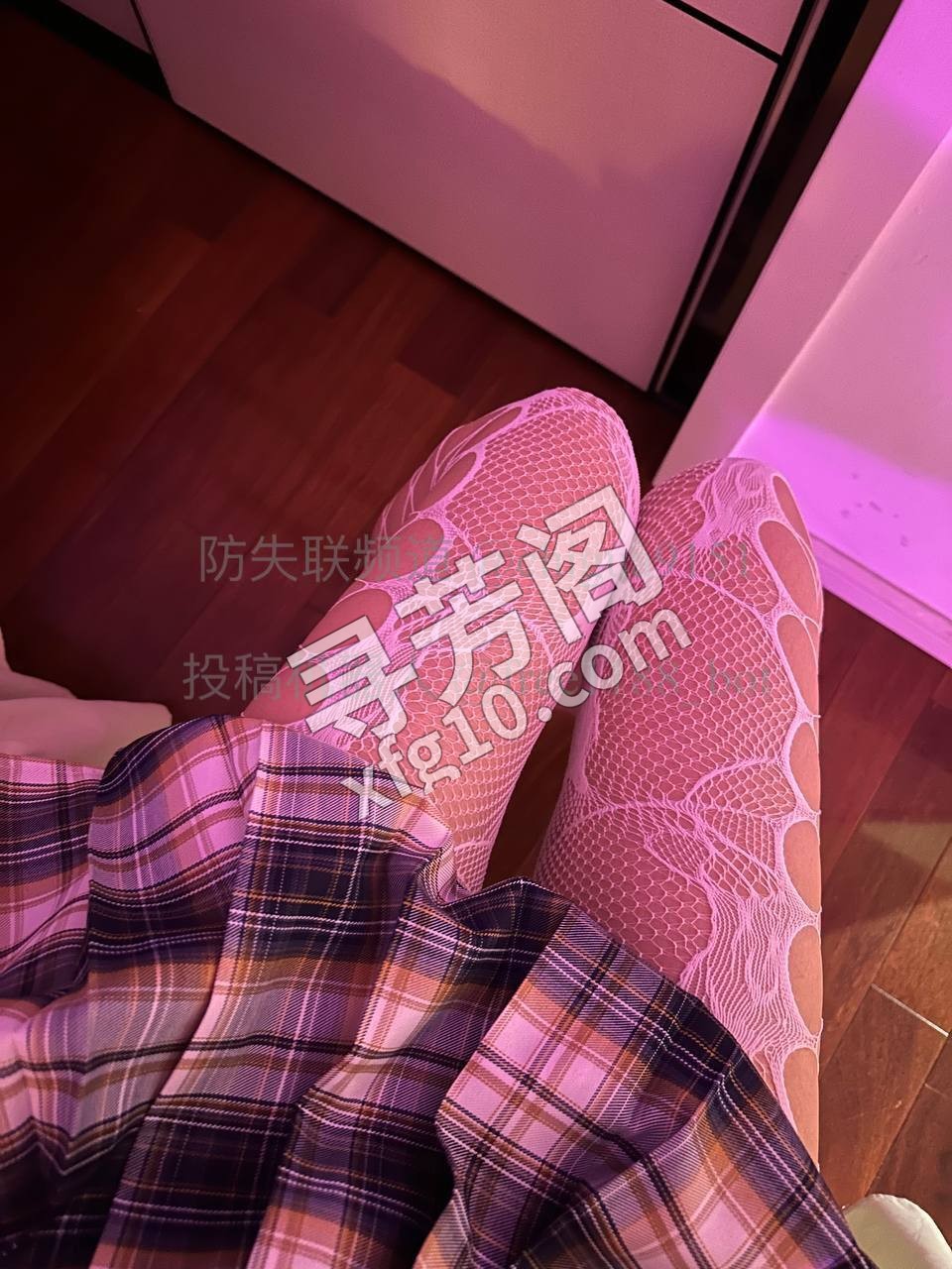建 2