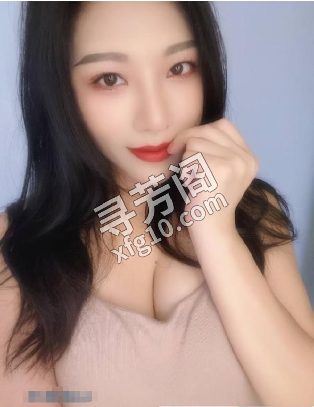 天心御姐风大长腿乐乐 位置 几岁 25岁-30岁 颜值＝ 8分 费用明细 600 项目 鸳鸯戏水 丝袜情趣 3