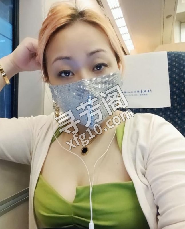 所属位置:海珠区江泰路地铁站 小姐几岁:25岁-30岁 小姐颜值＝:6分 花销水平:400 4