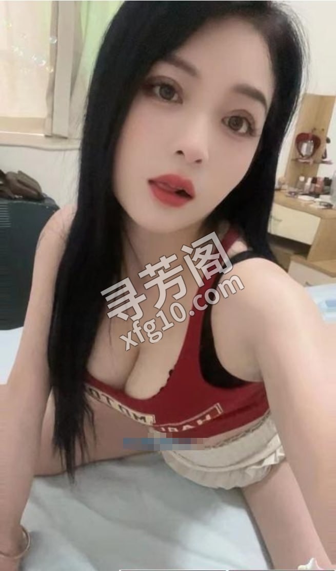 越秀双飞姐妹 位置 几岁 25岁-30岁 颜值＝ 6分 费用明细 400 项目 鸳鸯浴，水中肖，69，口痧 3
