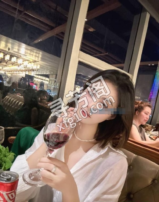 黑丝制服诱惑女友项目 位置 几岁 25岁-30岁 颜值＝ 7分 费用明细 1200 项目 全套项目 地球号 号 4
