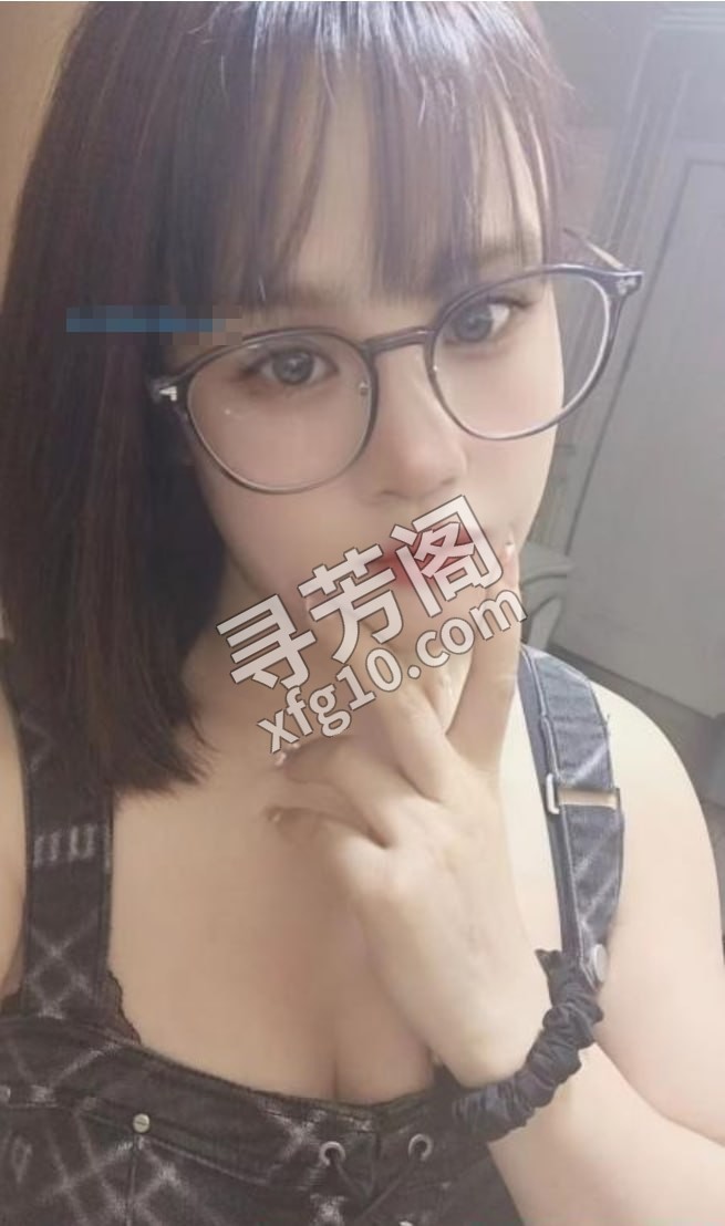 自聊自做的小仙女 位置 几岁 25岁-30岁 颜值＝ 6分 费用明细 600 项目 全套项目 地球号 2