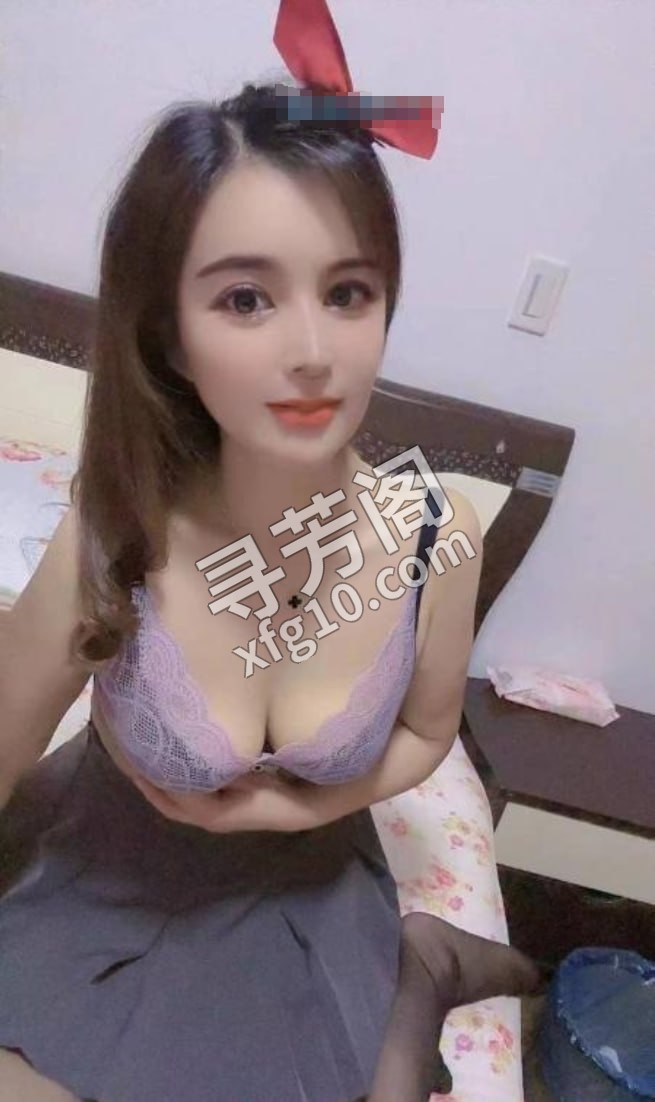 性价比高小姐姐 位置 几岁 25岁-30岁 颜值＝ 6分 费用明细 600 项目 该有都有 地球号 号 4