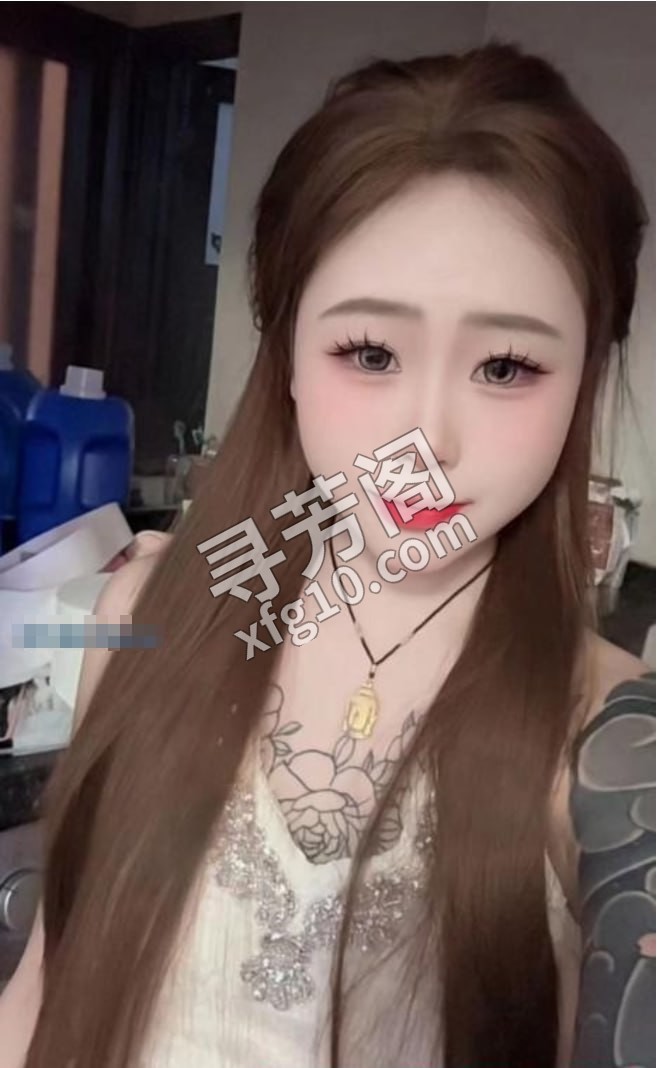 很不错的小甜妹 位置 几岁 25岁-30岁 颜值＝ 6分 费用明细 600 项目 鸳鸯浴、按摩，胸推，毛推 3