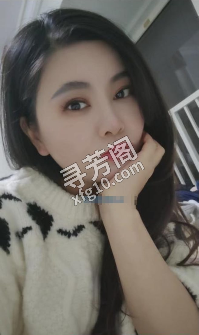 无锡大胸少妇 位置 几岁 25岁-30岁 颜值＝ 6分 费用明细 500 项目 按摩、波推、指划、吸背、口 2
