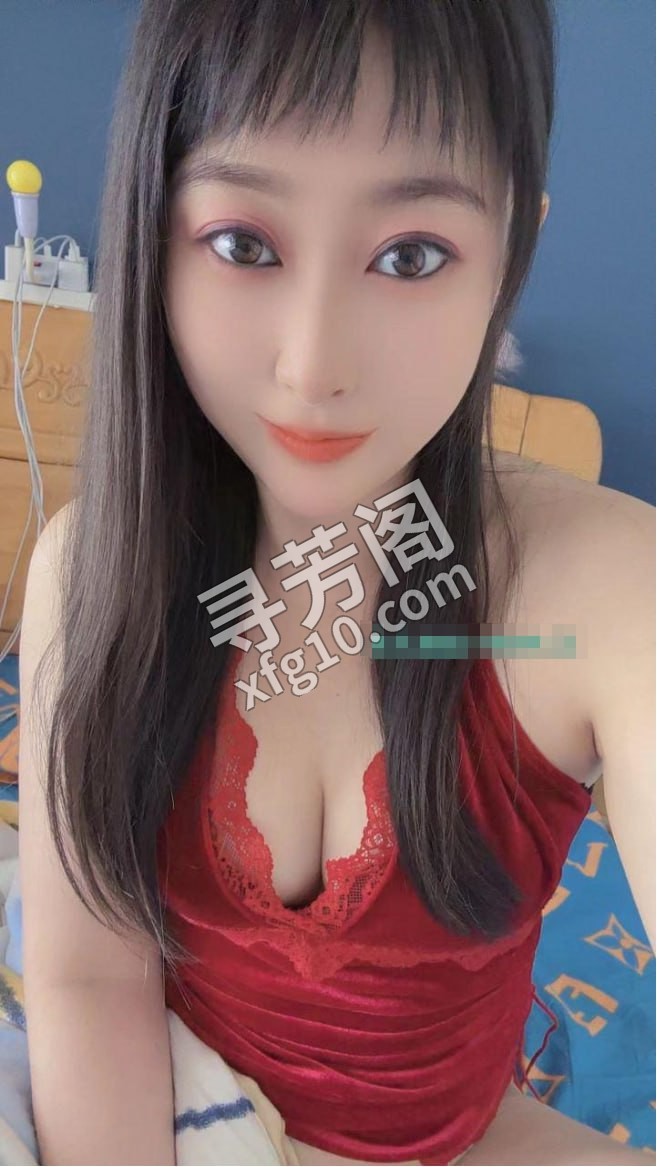 易高潮小sao妹 位置 几岁 25岁-30岁 颜值＝ 8分 费用明细 500/50分钟 项目 鸳鸯浴，花式调情 2