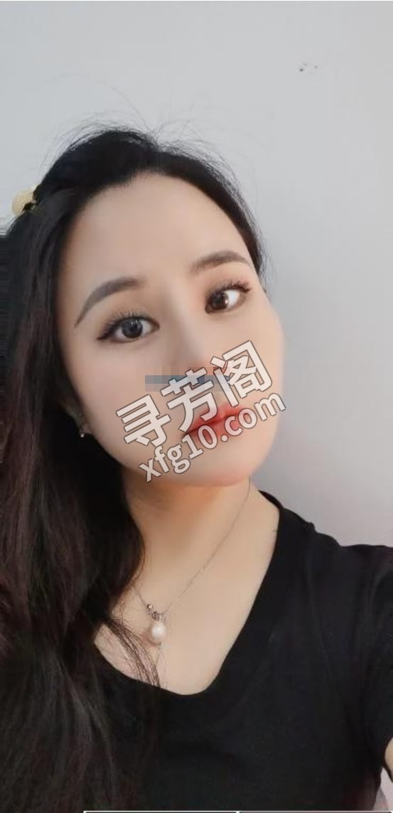 荔湾巨乳小云 位置 几岁 25岁-30岁 颜值＝ 6分 费用明细 600 项目 道具调情 全套啪啪 spa按摩 2