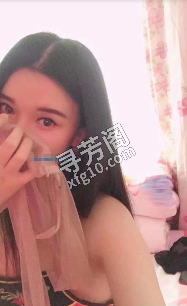 半套项目小姐姐 位置 几岁 25岁-30岁 颜值＝ 6分 费用明细 400 项目 口爆 号 2