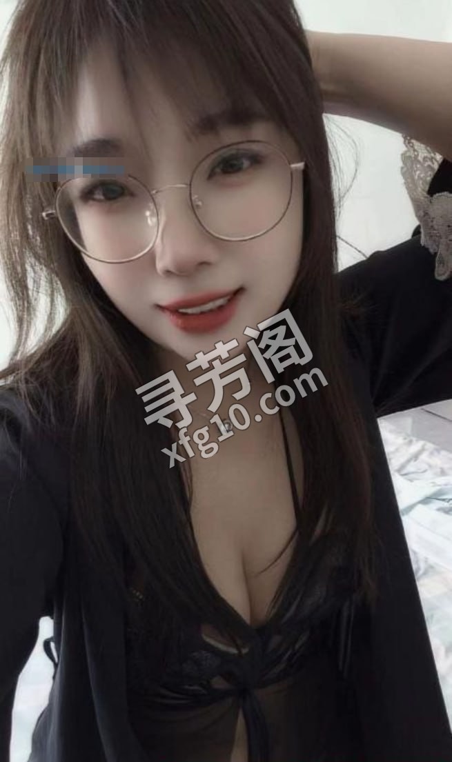 园区女仆型沫沫 位置 几岁 25岁-30岁 颜值＝ 6分 费用明细 600 项目 鸳鸯浴，口交，4推，69 2