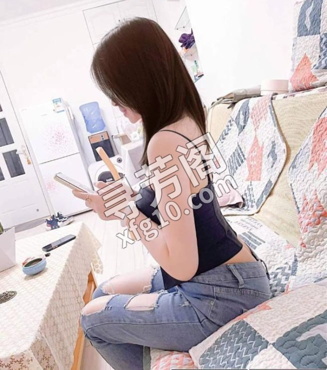 皮肤白大胸老师 位置 徐汇区 几岁 25岁-30岁 颜值＝ 6分 费用明细 600 项目 全套项目 地球号 号 2