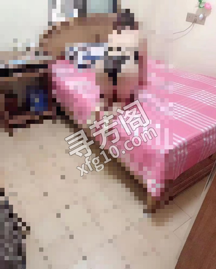 北京路梅子 地方 广州市 年龄 30岁-40岁 颜值： 5分 200 项目 口爆，深喉，毒龙，打奶炮，漫游 3