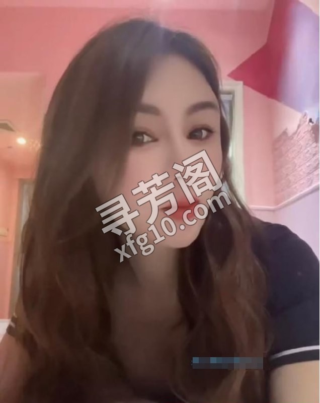 武汉果子姐 地方 年龄 25岁-30岁 颜值： 6分 500 项目 鸳鸯浴，丝袜情趣，按摩，漫游，胸推，臀推 2