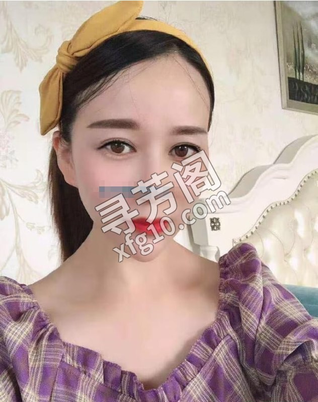 沌口少妇丹丹 地方 年龄 30岁-40岁 颜值： 6分 400 项目 鸳鸯浴，口爆，69，漫游，情趣丝袜，滚水 2