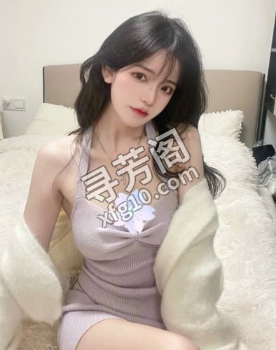 信息分类：楼凤兼职 地方：湖北省- 信息来源：亲身体验 年龄：19 颜值：身材：165 苗条，胸大，皮肤超级好 3