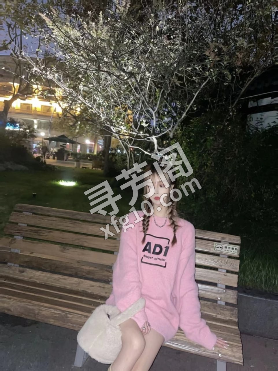 信息分类：楼凤兼职 地方：江苏省- 信息来源：朋友推荐 年龄：23 颜值：身材：个子确实高挑，波大腿长 2