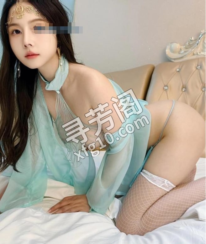 性价比苏曼 地方 年龄 25岁-30岁 颜值： 6分 500 项目 鸳鸯浴，水中萧，胸推臀推，按摩，指划，漫游 3