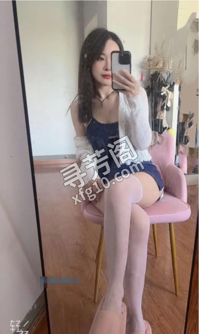 白云小颜 地方 年龄 25岁-30岁 颜值： 6分 418 项目 陪浴，调情，胸推，臀推，全身漫游，激情69 3