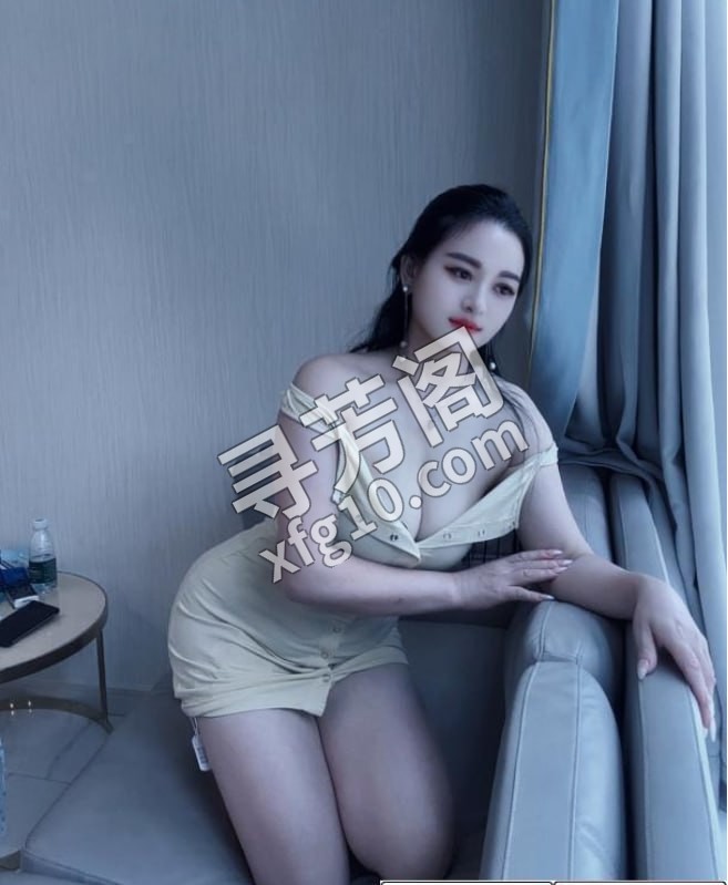 易高潮体质熟女小烩 地方 年龄 25岁-30岁 颜值： 6分 400 项目 鸳鸯浴，水中萧，胸推，臀推，按摩 2