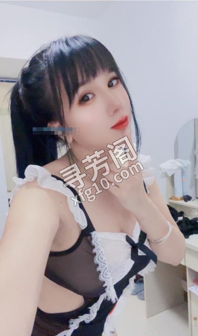 梅花园琪琪老师 地方 年龄 25岁-30岁 颜值： 6分 500 项目 鸳鸯浴，吹箫，乳交，波推，十指弹琴 3