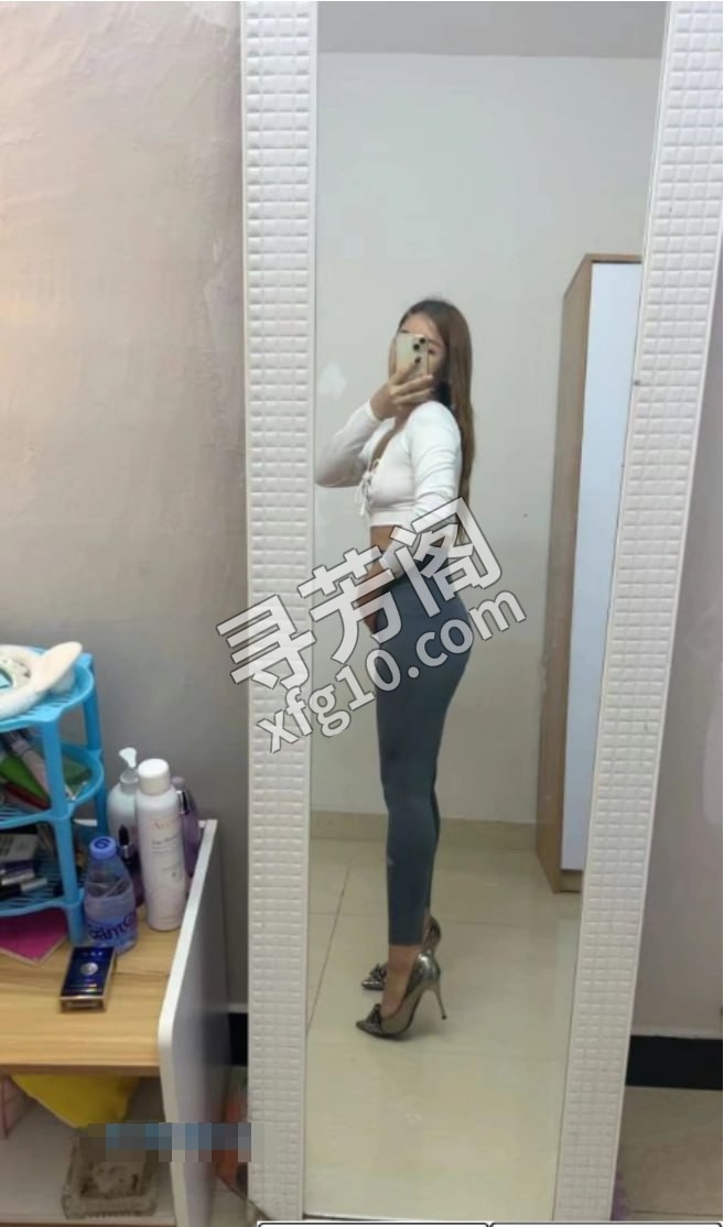 中山技术流少妇月儿 地方 年龄 30岁-40岁 颜值： 7分 550 项目 陪浴，水中萧，漫游，过水，吸皮 3
