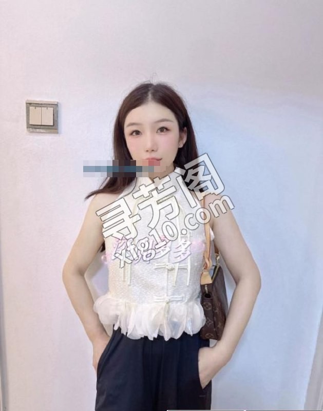 温柔性感多多老师 地方 市辖区 年龄 25岁-30岁 颜值： 6分 700 项目 全套项目 4