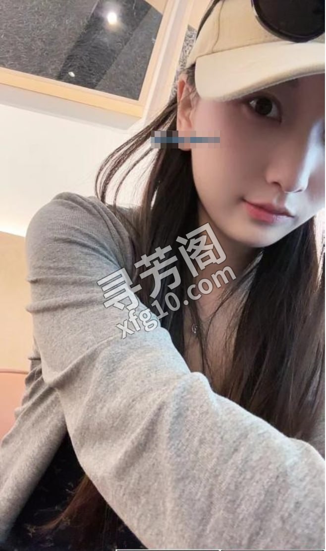 城关洛丽塔玲儿 位置 几岁 25岁-30岁 颜值＝ 6分 费用明细 800 项目 深喉 制服 鸳鸯浴 舌吻 2