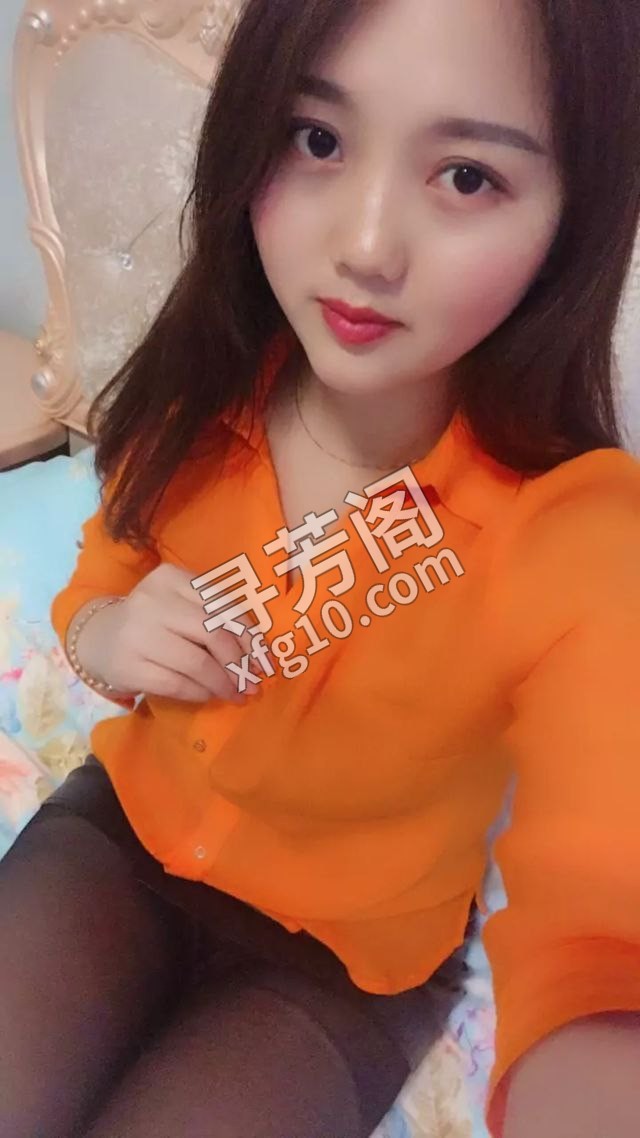 地方：贵州 年龄：27 颜值：：7 ：600/1 1000/2 项目：洗、吹、做 2