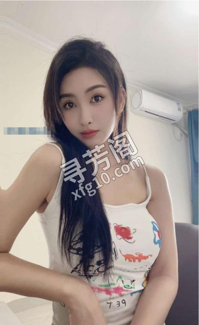 蜜桃臀小小迪 地方 年龄 25岁-30岁 颜值： 6分 600 项目 鸳鸯浴，口爆，爱爱，制服丝袜诱惑，波推 2