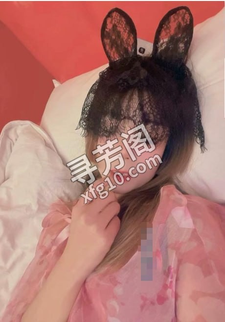 旺庄少妇小姐姐 位置 几岁 25岁-30岁 颜值＝ 6分 费用明细 500 项目 鸳鸯浴，黑丝，制服，69 4