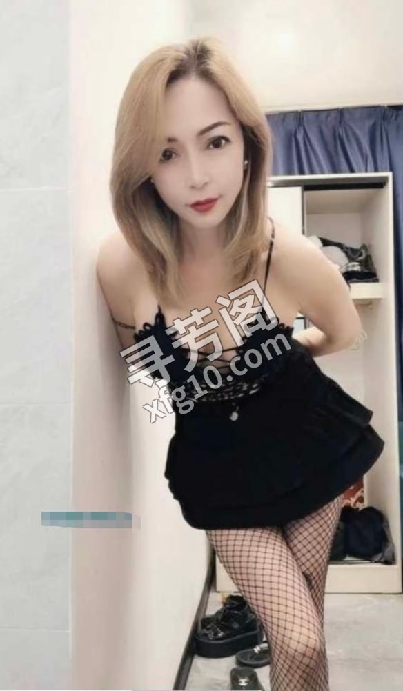 东晓南风骚少妇莉莉 地方 年龄 30岁-40岁 颜值： 6分 400 项目 69，制服丝袜，口，啪啪 3
