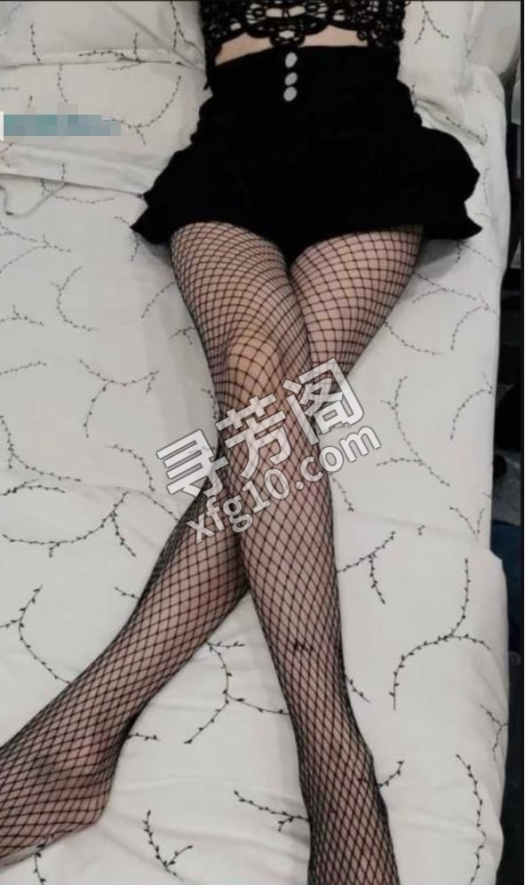 东晓南风骚少妇莉莉 地方 年龄 30岁-40岁 颜值： 6分 400 项目 69，制服丝袜，口，啪啪 4