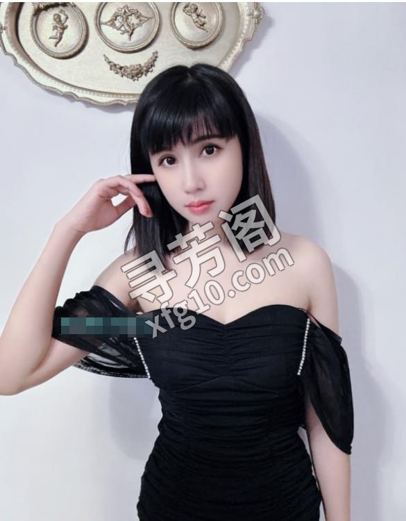 海珠区东晓南腿模彤彤 地方 年龄 25岁-30岁 颜值： 6分 500 项目 鸳鸯浴，按摩，艳舞，胸推，指划 2