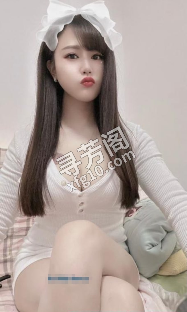 静安D乳美女 地方 静安区 年龄 25岁-30岁 颜值： 6分 600 项目 胸推、口爆、kiss、爱爱 2