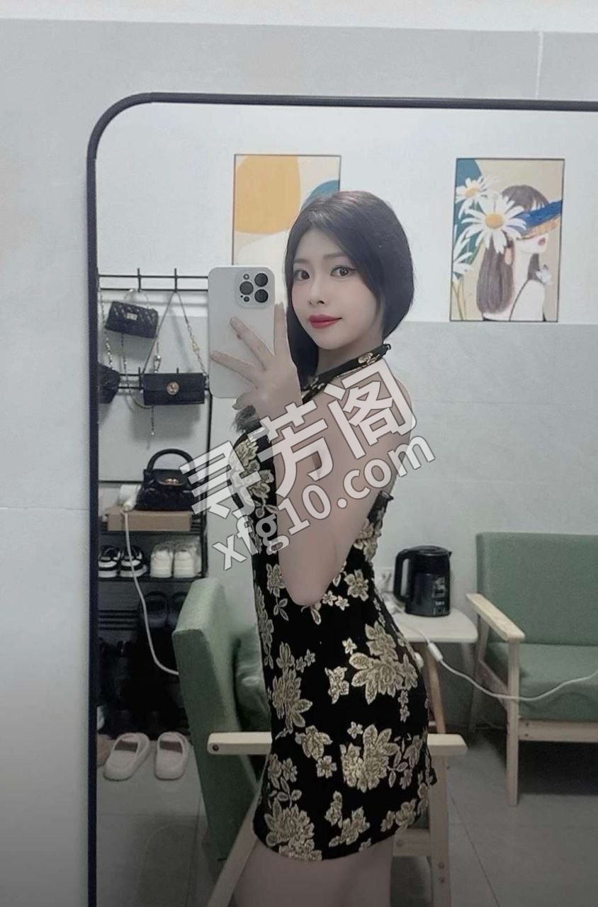 标题: 美胸美腿小姐姐 地区:重庆市 服务人数:1人 价格:800 介绍:到位置老师遥控上楼 2