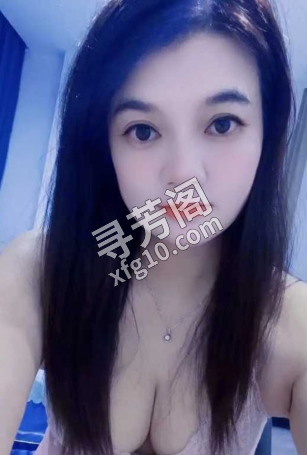 南山小妤 艺名：小妤 芳龄：27岁 身高：164cm 体重：48kg 胸围：36C 项目：鸳鸯戏水，水中萧 2