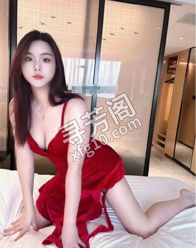 红红火火钥钥 地方 年龄 25岁-30岁 颜值： 6分 400 项目 鸳鸯浴，水中萧，按摩，胸推，臀推，舌吻 2