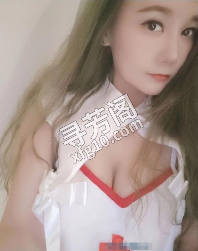 金沙洲骚瑶瑶 地方 年龄 25岁-30岁 颜值： 6分 500 项目 鸳鸯浴、水中吹箫、69、毒龙、过水、漫游 2