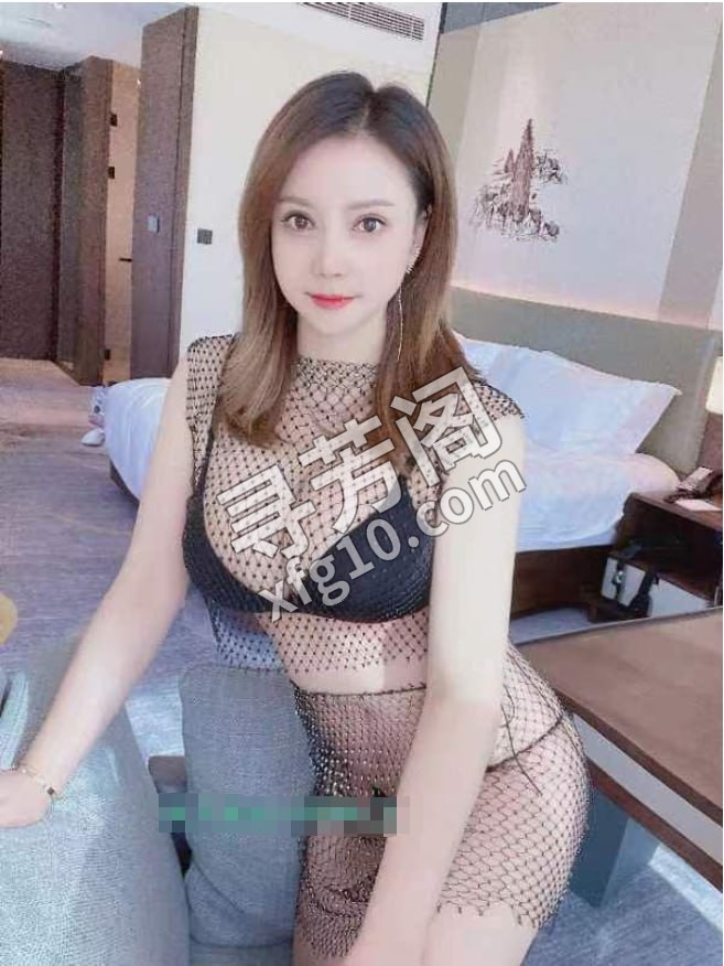 项目系少妇沐欣 地方 年龄 30岁-40岁 颜值： 7分 700/次 项目 洗吹做、角色扮演、漫游胸推、口爆 2