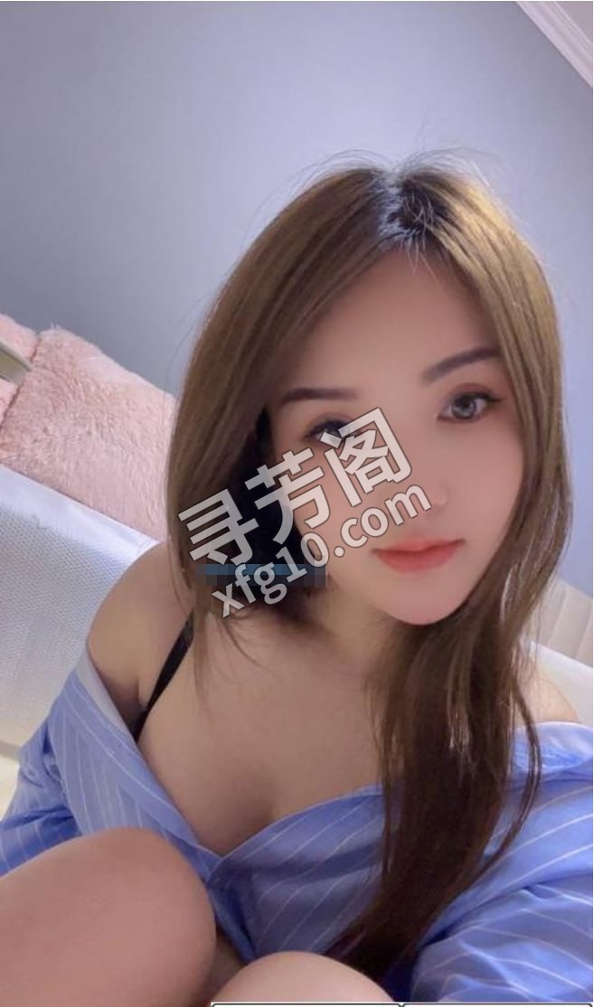 毒龙骚女月亮 地方 朝阳区 年龄 25岁-30岁 颜值： 7分 1000 项目 口活，啪啪，按摩，毒龙，陪浴 4