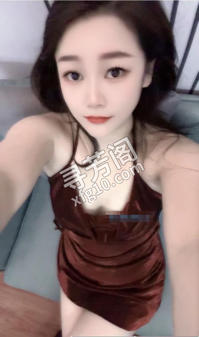 风骚勾人肤白小妖精 地方 年龄 25岁-30岁 颜值： 6分 400 项目 全套项目指滑，调情，做爱，高跟鞋 4