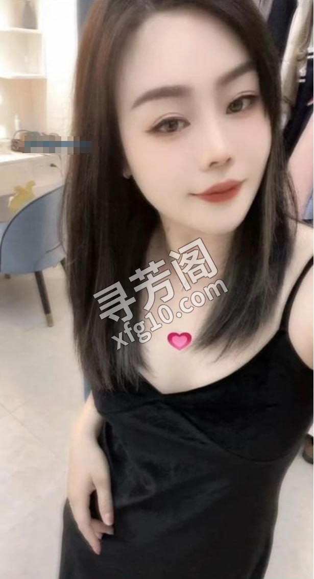 洪山区馨馨 地方 年龄 25岁-30岁 颜值： 6分 400 项目 鸳鸯浴，69，舌吻，胸推，漫游，毒龙，啪啪 4