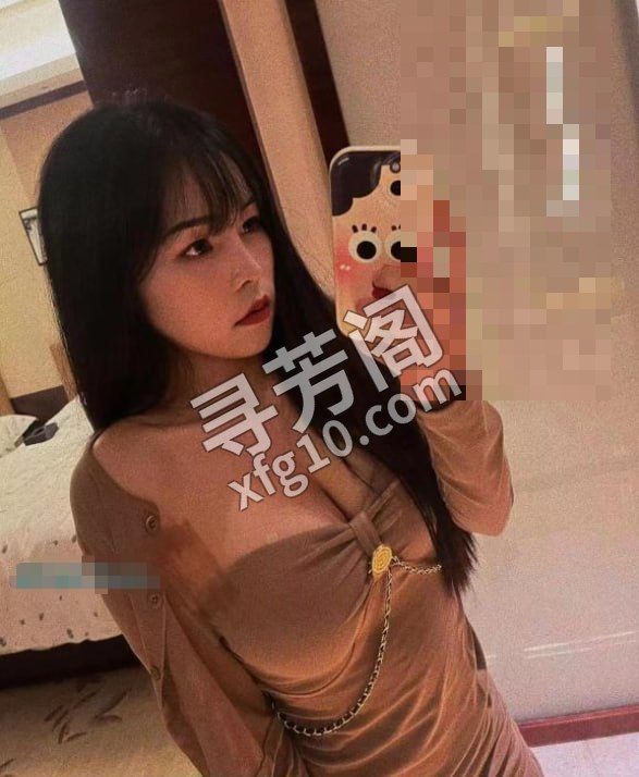 武汉身材很棒的小萌 地方 年龄 25岁-30岁 颜值： 6分 600 项目 口活，69，波推，冰火，制服丝袜 2