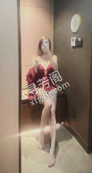 活好喷水姐 地方 武侯 年龄 25 颜值： 7 700/90分钟 项目 胸推，臀推、毒龙，深喉，口爆、69 2