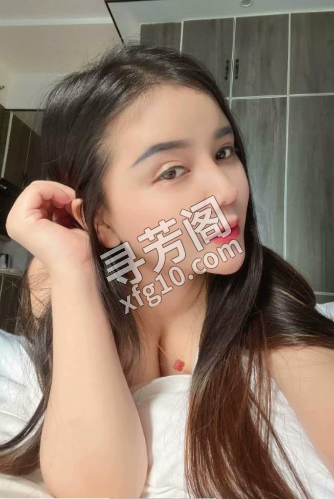 成都温江月月 地方 成都市 年龄 25岁-30岁 颜值： 6分 600 项目 按摩，口，毒龙，手，制服， 3