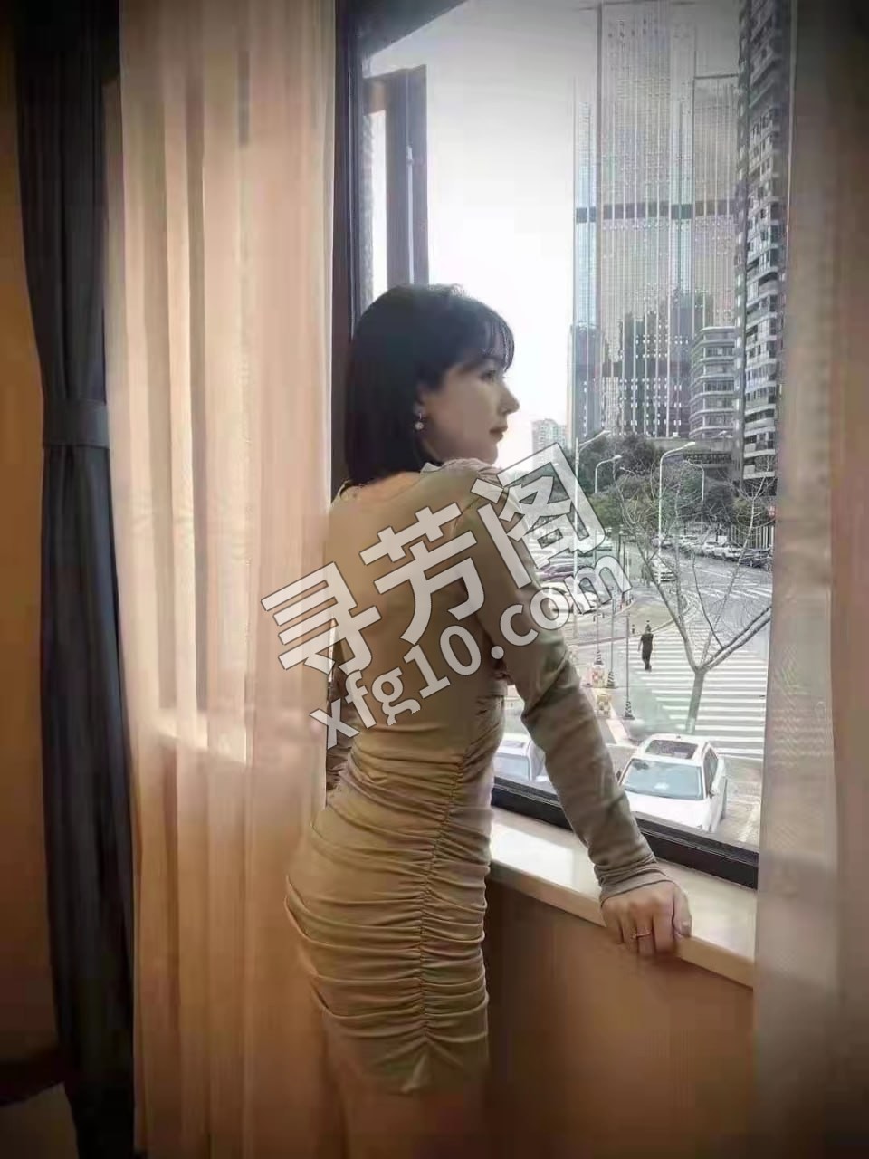 淡抹 地方 长沙市 年龄 25岁-30岁 颜值： 6分 600 项目 舌吻 鸳鸯浴 69 口爆 爱爱 制服丝袜 5