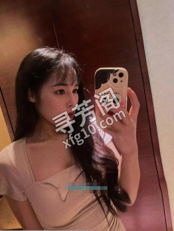 武昌身材匀称长腿女孩 地方 年龄 25岁-30岁 颜值： 6分 600 项目 口活，69，胸推，冰火，制服丝袜 2